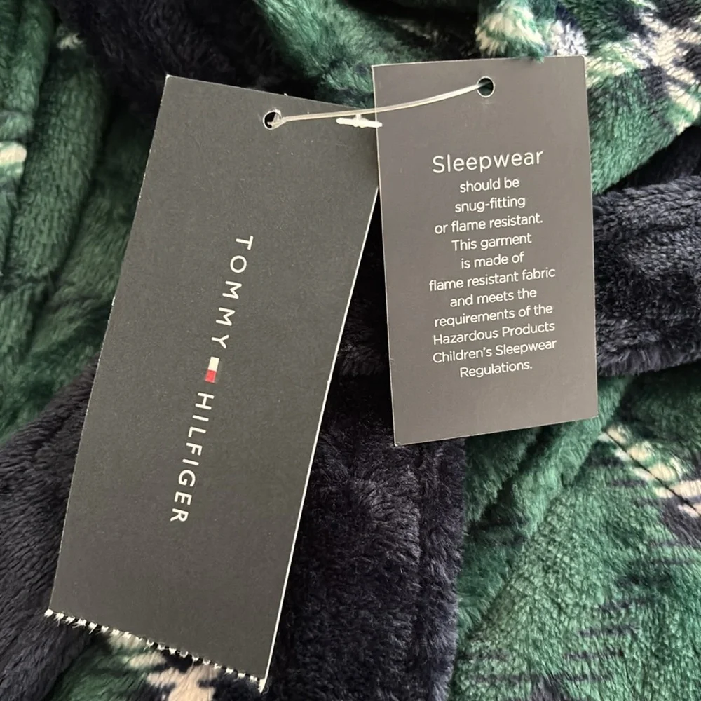 Tommy Hilfiger Boys Green and Navy Plaid Robe